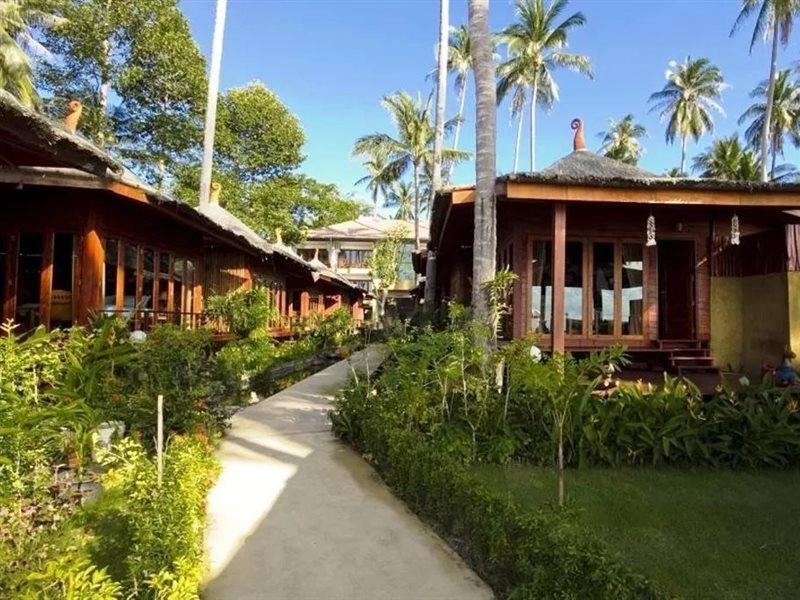 Lipa Bay Resort Lipa Noi Esterno foto