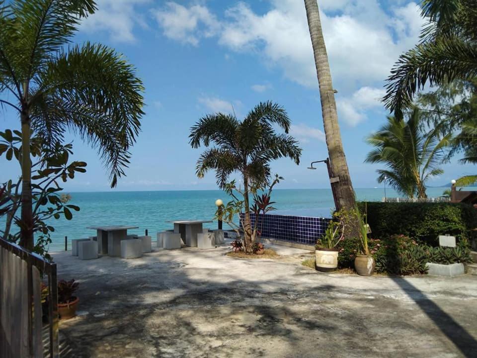 Lipa Bay Resort Lipa Noi Esterno foto