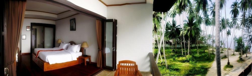 Lipa Bay Resort Lipa Noi Esterno foto