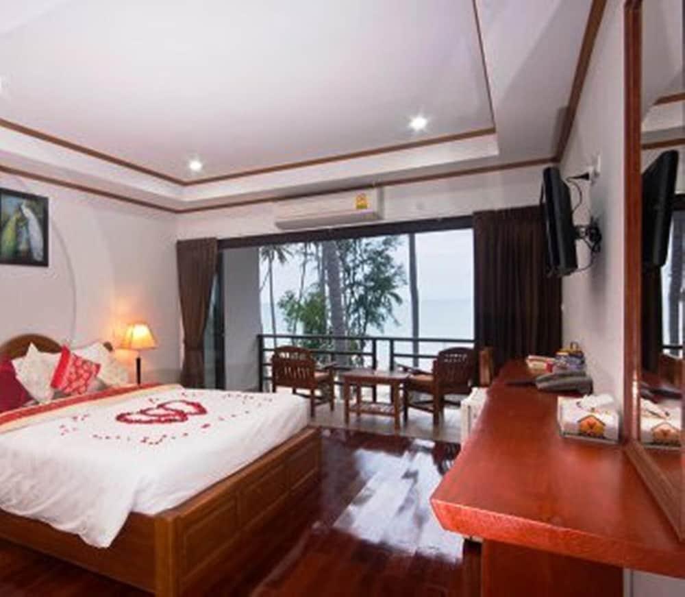 Lipa Bay Resort Lipa Noi Esterno foto